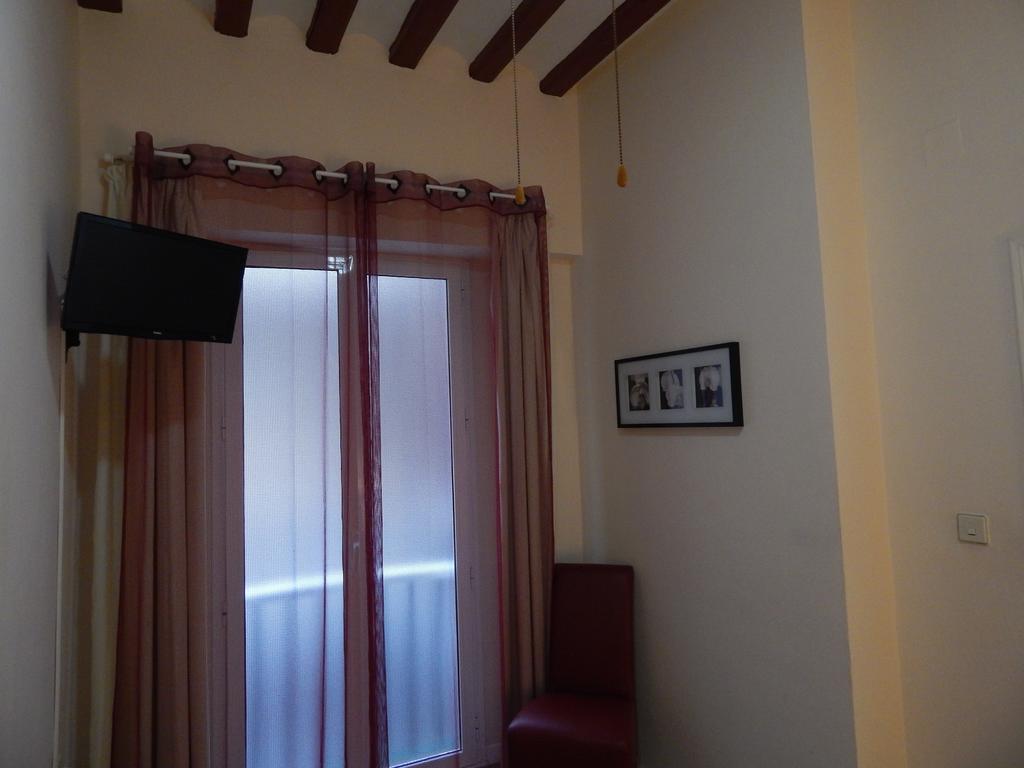 Hospederia Marques Hotel กาดิซ ภายนอก รูปภาพ